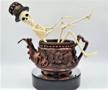 Upcycled-teapot-7.jpg