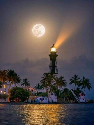 lighthouse.jpg