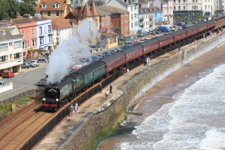 steam train.jpg