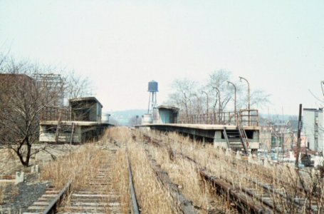 Woodhaven-Jct-Station_viewN_4-1965.jpg