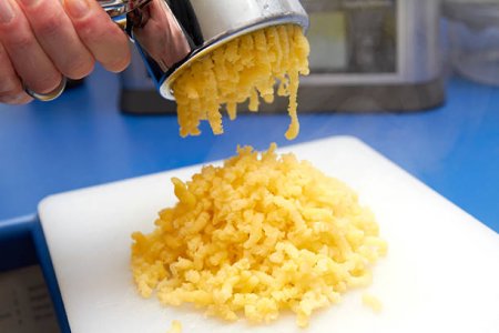 potato ricer.jpg