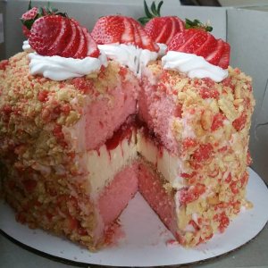 Strawberry-shortcake-cheesecake2.jpg