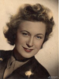 paris_france_1945 copy MOM.jpg