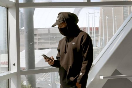 hoodie 1.jpg