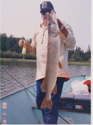 pikeover40.jpg pikeover40.jpg