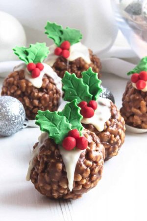 Rice-Krispie-Christmas-Puddings-1[1].jpg
