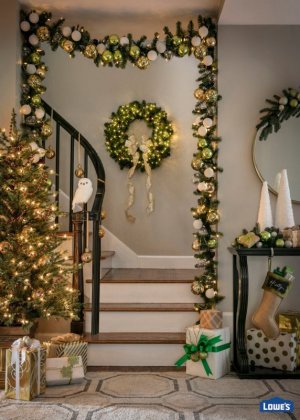 xmasstairs.jpg