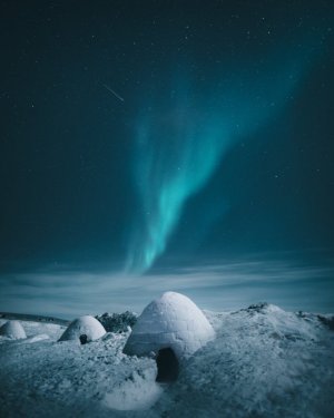 Tumblr_l_20165094698923.jpg