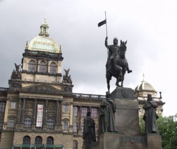 Wenceslas Square_3 (Small).JPG