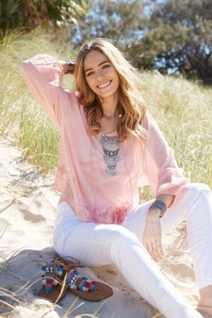 hippie peace pink.jpg