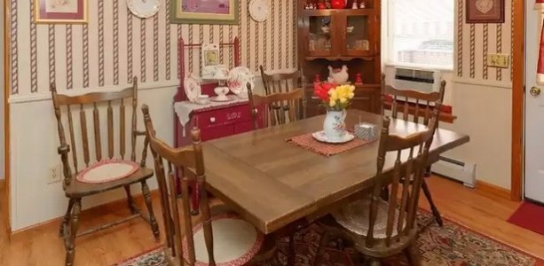 dining area.jpg
