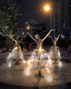 balletfountain.jpg