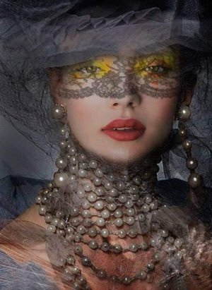 grey pearls 4 T.jpg grey pearls 4 T.jpg