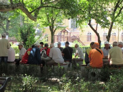 Old guys Sibiu.JPG Old guys Sibiu.JPG