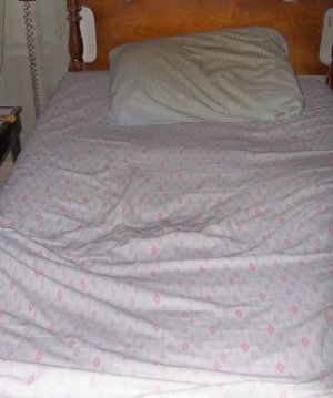 bed.jpg