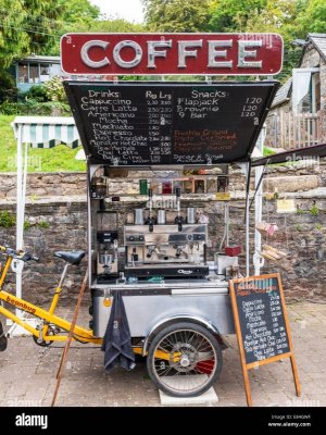 dartington-devon-england-a-quirky-mobile-coffee-stand-stall-at-the-E84GWF.jpg