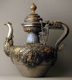 498188251eb21f1fdad7df1b551761eb--silver-teapot-tibet.jpg