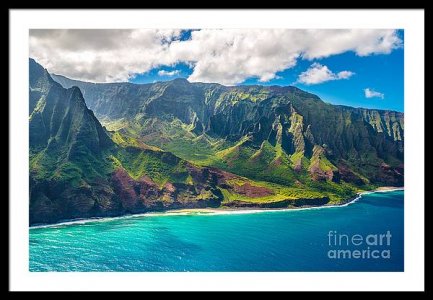 view-on-napali-coast-on-kauai-island-on-alexander-demyanenko.jpg
