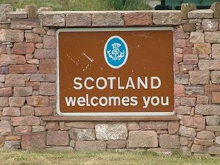 welcome_to_scotland_anglo_scottish_border_sign_postcard-re9283b0d61924979b2404f2d8512ca17_vgba...jpg