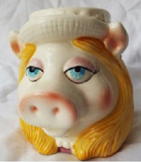 Miss Piggy mug.jpg