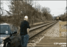 change-train (1).gif