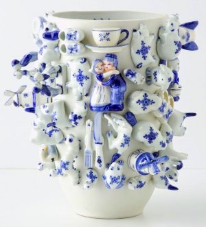 _Wonderable_ Dutch Trinket Vases by Carla Peters.jpeg