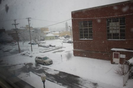 snowing_today.JPG