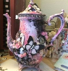 3c60fdc0d590af0a5b00b5f65ca79758--altered-shoe-altered-art.jpg