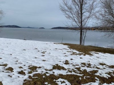 lake.jpg