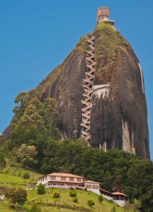 ColombiaElPenondeGuatape.jpg