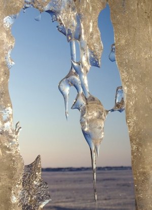 cooliciclelakebaikal.jpg cooliciclelakebaikal.jpg