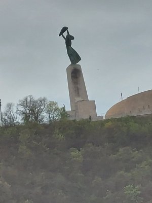 20230420_180330.jpg
