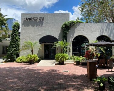 Bon-Appetit-at-1120-House-Philippines-Facade.jpg