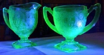 No. 612 creamer & sugar2.jpg