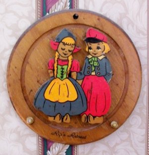 Dutch boy & girl potholder caddy.jpg