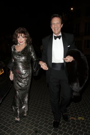 joan collins.jpg