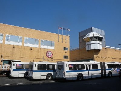 Kingsbridge_Bus_Depot_10th_av_jeh.jpg