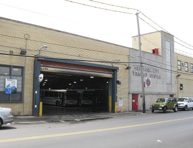 784px-Castleton_Bus_Depot_jeh.jpg