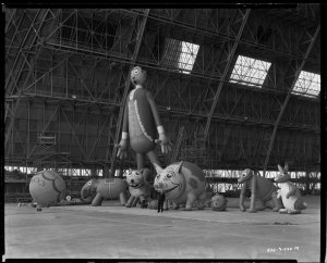 1933-parade-floats.jpg