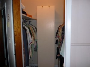 walk in closet (800x600).jpg