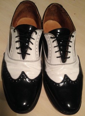 Patent leather shoes 003.JPG