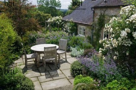 garden cottage.jpg