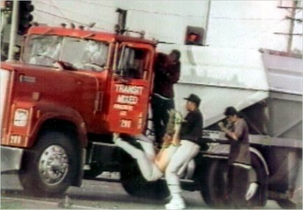 reginald-denny-beating (1).jpg
