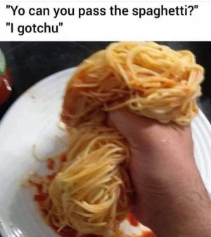 food-yo-can-pass-spaghetti-gotchu.jpeg