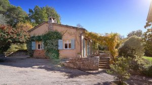-Julia-Child-New-Home-In-Provence-France-Food-Restaurant-News.jpg