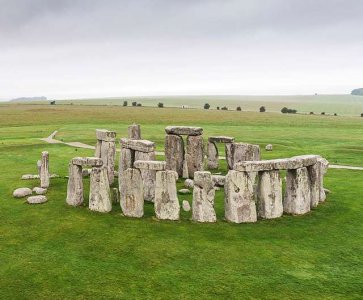 stonehenge-whs.jpg
