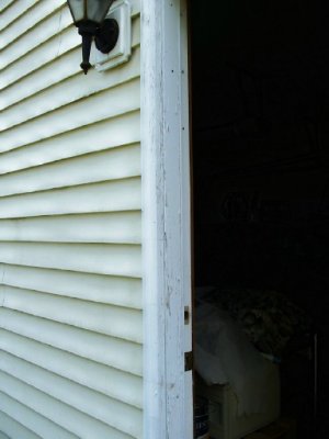 garage door2.jpg