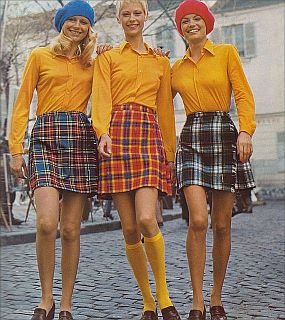 3miniskirts.jpg