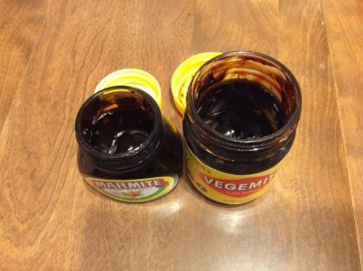 Marm:Vegmite open.JPG
