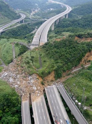 Huge Landslide.jpg